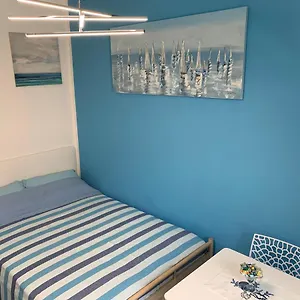  Appartamento Indipendent Blue Italia